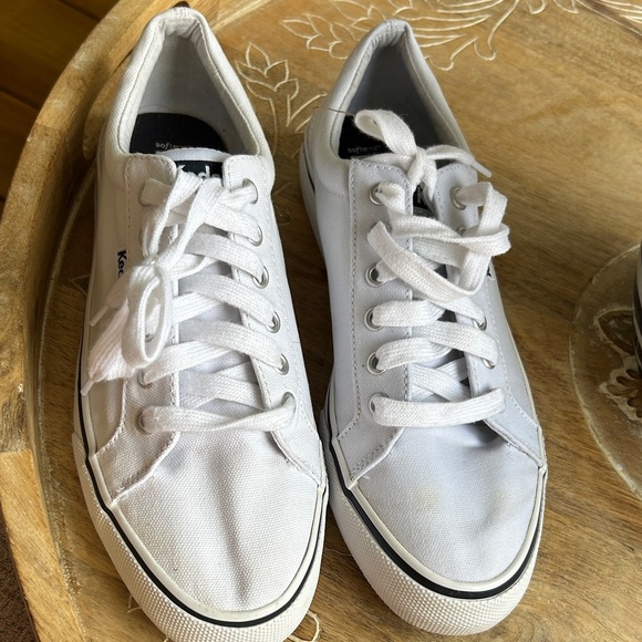 Keds Classic White Lace-Up Sneakers size 9.5 preloved - Picture 1 of 9